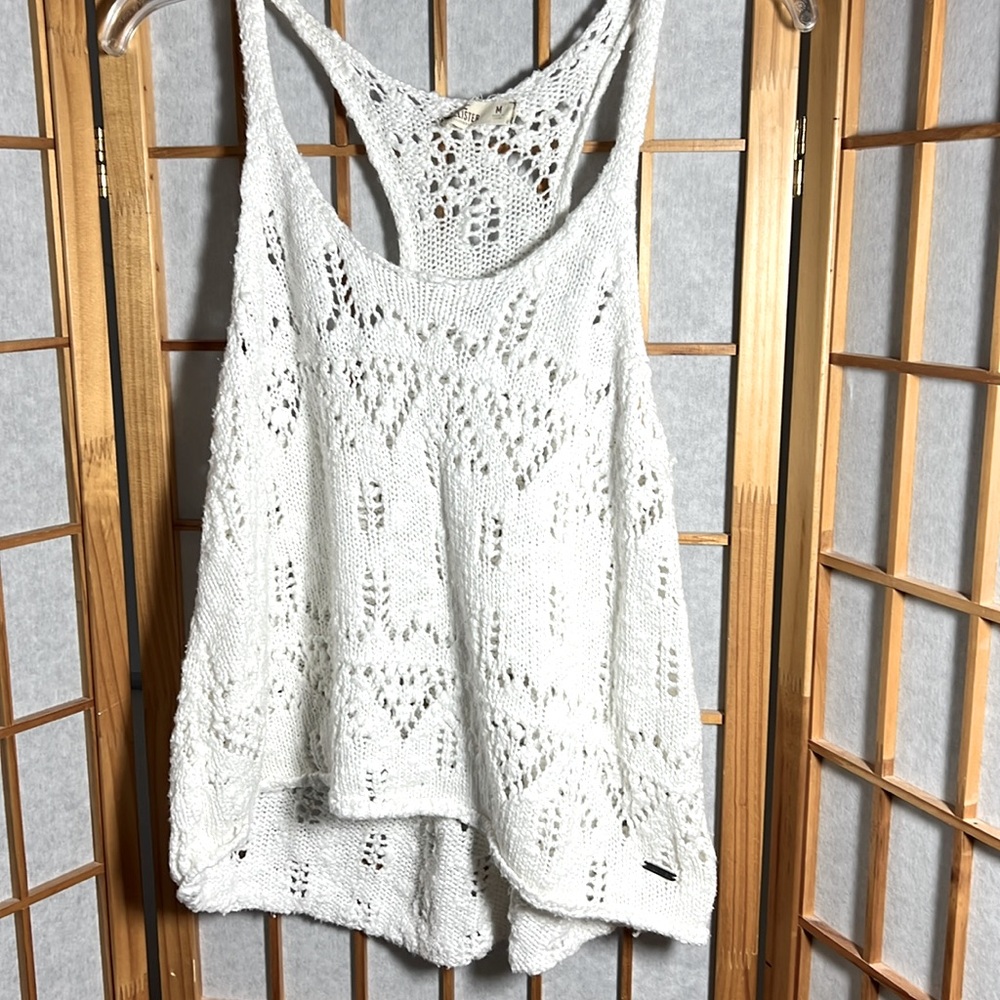 Hollister white knit sleeveless top M medium